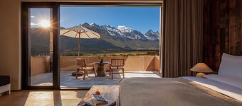 Mucheng Xichi Snow Mountain Art Resort