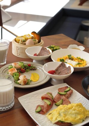 Gratis frukost enligt egen beställning varje dag