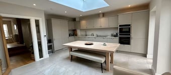 Beachfront Family House + Annexe - Sleeps 10