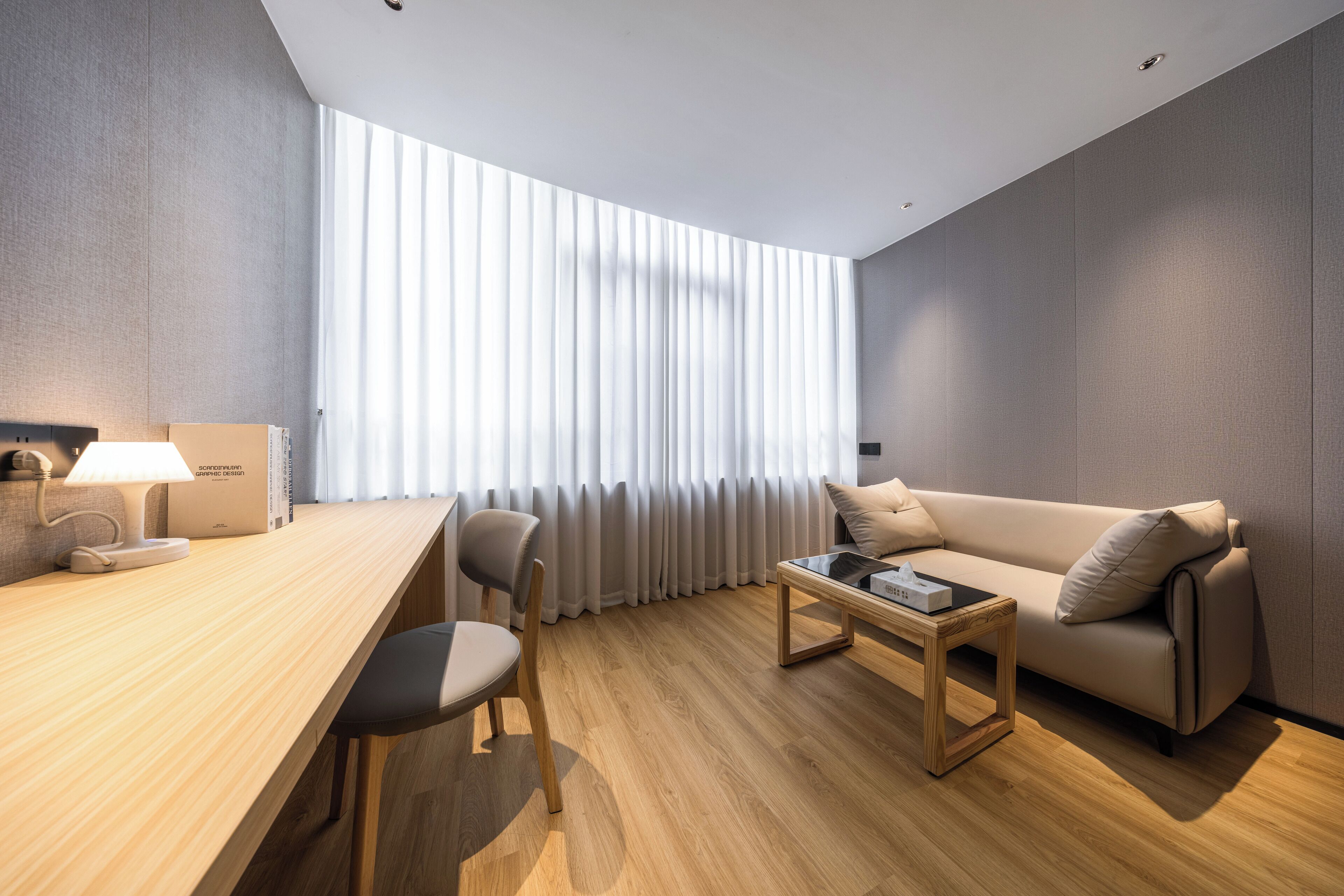 Business Single Room | Desk, laptop workspace, free WiFi