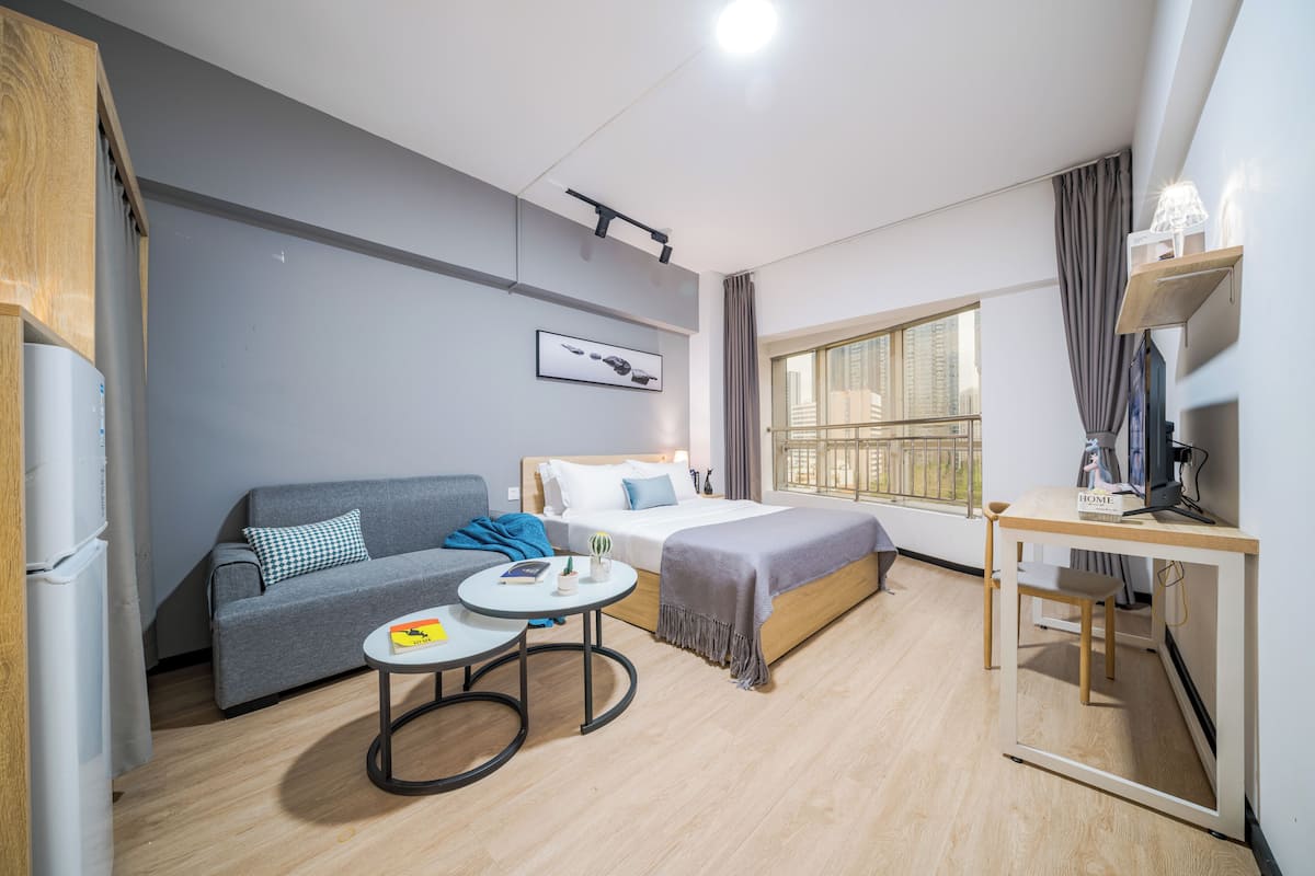 Comfort Single Room | Desk, laptop workspace, free WiFi
