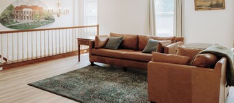Stay at Cannon Street Loft—your cozy HQ on the Square in downtown Woodbury!
