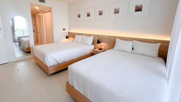 2 bedrooms, desk, iron/ironing board, travel crib