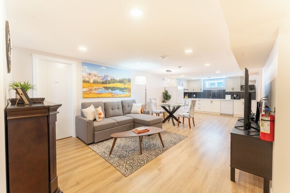 Télévision, cheminée