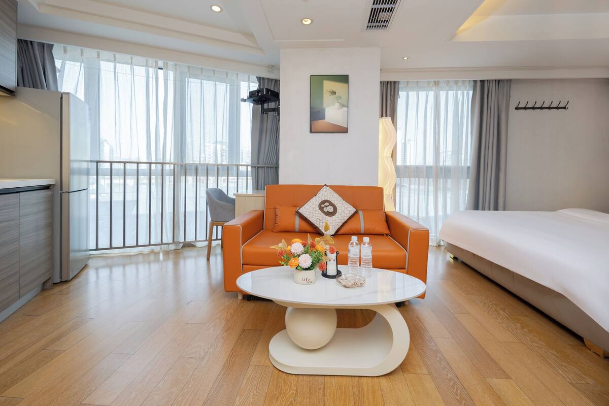 Signature Triple Room | Premium bedding, individually decorated, individually furnished, desk
