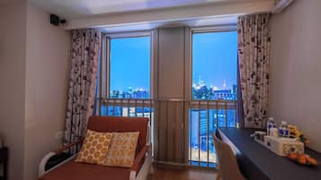 Family Triple Room | Premium bedding, individually decorated, individually furnished, desk