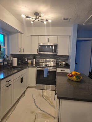 Mikrowelle, Ofen, Herdplatte