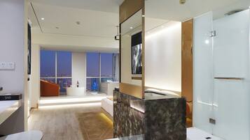 Classic Double Room | Premium bedding, down comforters, in-room safe, blackout drapes