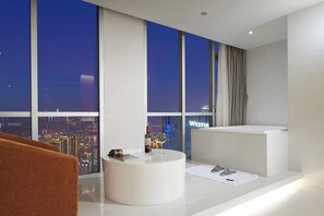 Classic Double Room | Premium bedding, down comforters, in-room safe, blackout drapes - m58 Sky Sunset Hotel (Chongqing)