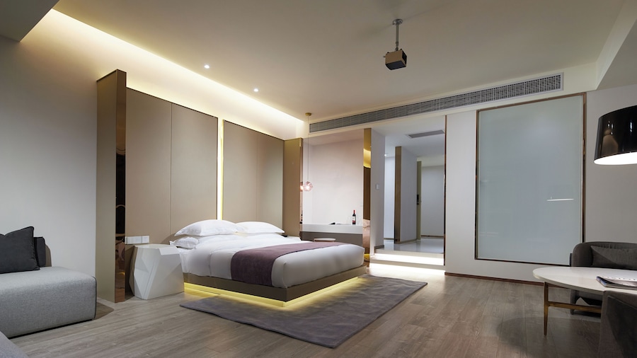 m58 Sky Sunset Hotel