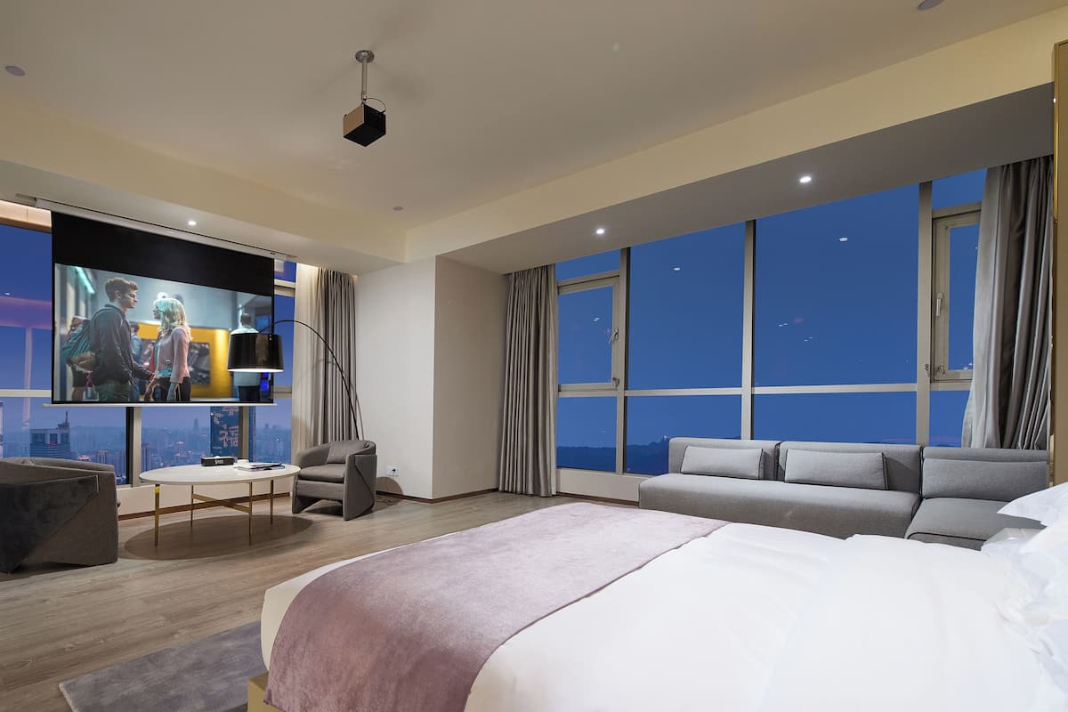 Superior Double Room, City View