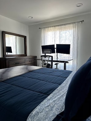 2 bedrooms, iron/ironing board, WiFi, bed sheets
