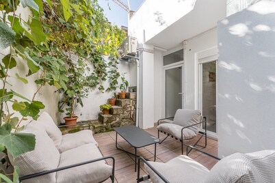 GuestReady - Discover Porto from Campanhã