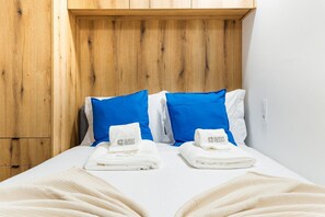 1 bedroom, iron/ironing board, Internet, bed sheets