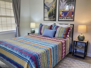 3 soverom, strykejern/-brett, internettilgang og sengetøy