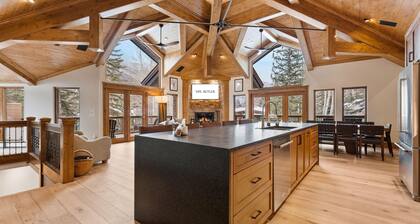 Sunburst Chalet by Vail Butler - Gore Range views, next to bike path, 6 mins to ski Vail