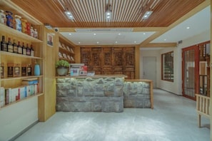 Lobby lounge - UNThinkHotel Qimu inn (Lijiang)