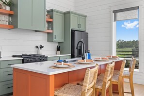 Private kitchen - Ranch & Relax - Sauna, Hot Tub + Stargazing Escape (Broken Bow)