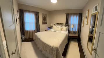 2 bedrooms, desk, iron/ironing board, travel crib