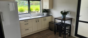 A lovely tidy flat close to town centre
