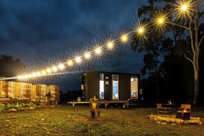 Outdoor dining - Wallaby by Tiny Away (Andromache)