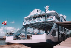 숙박 시설 정면