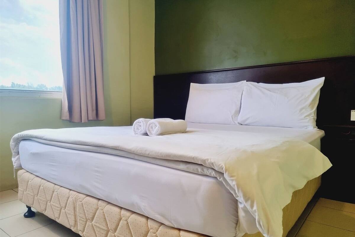 Deluxe Double Room, 1 Queen Bed | Premium bedding, free WiFi, bed sheets