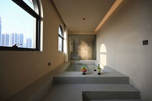 Bathroom - Wanda Moments Chongqing Liziba (Chongqing)