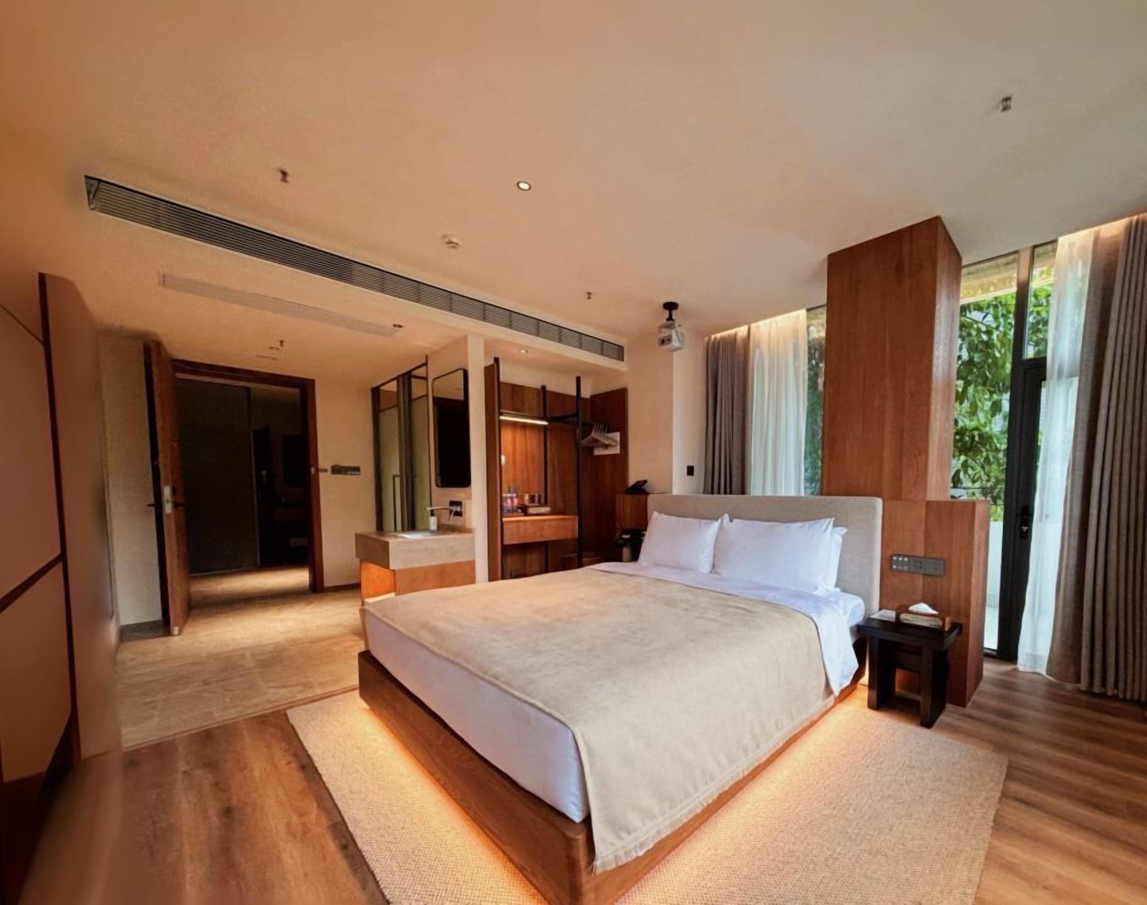 تجهيزات عازلة للصوت وواي فاي مجانًا