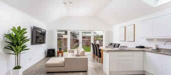 No20 Mansfield House - Donnini Apartments