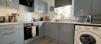 Albyn Retreat - Donnini Apartments