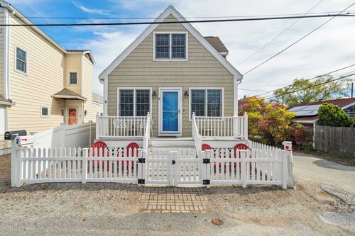 The Basin House • Walk to Beach • 10 Mins Downtown