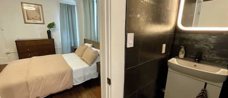 2 Schlafzimmer, Schreibtisch, Bügeleisen/Bügelbrett, kostenloses WLAN