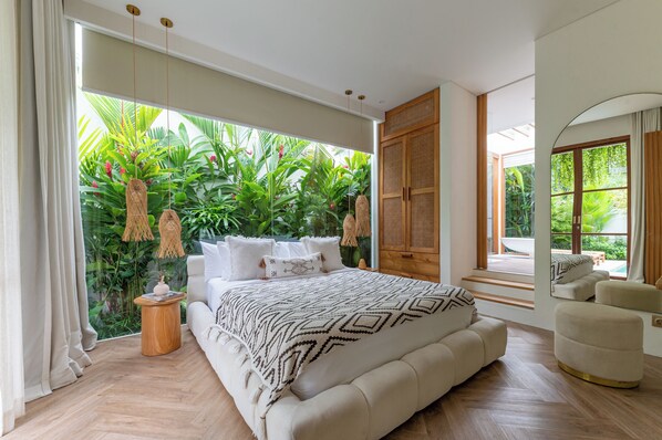 1 bedroom, iron/ironing board, bed sheets