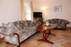 Apartment | Living room