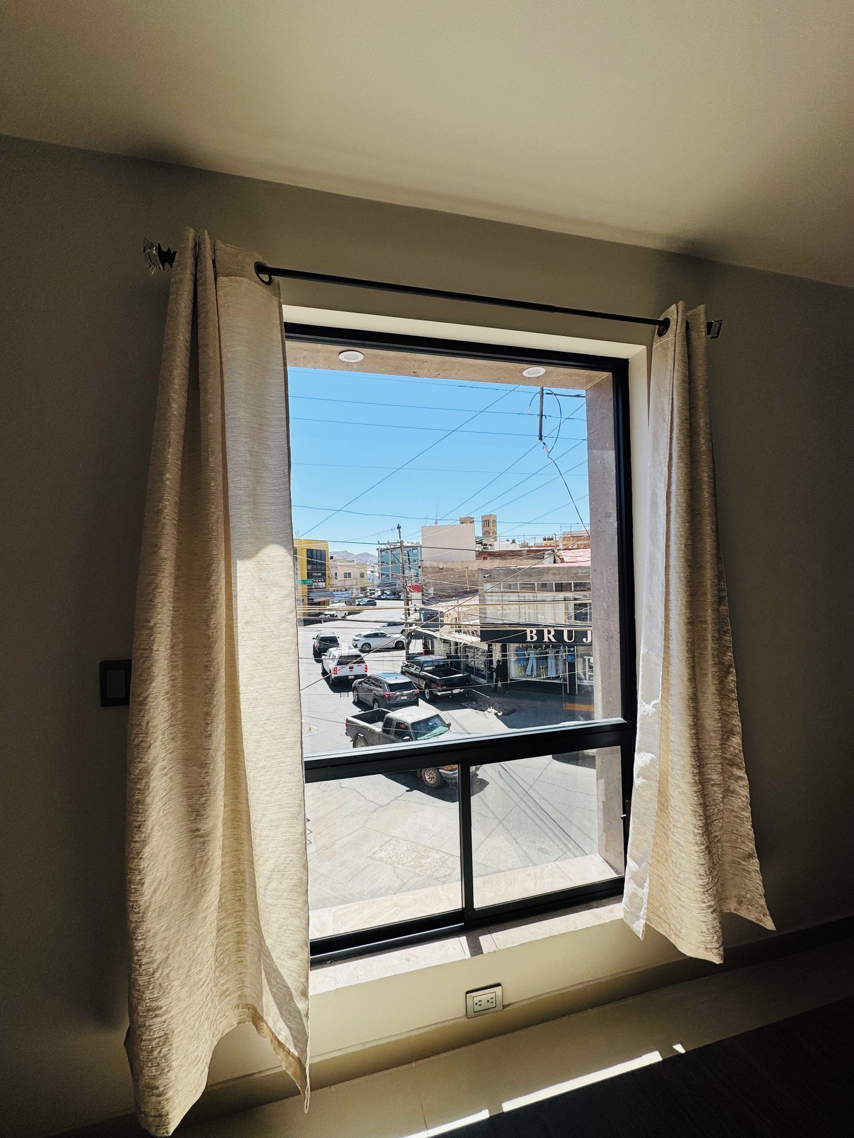 Comfort Apartment, City View | Private kitchen