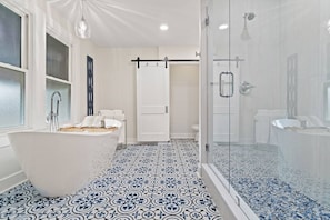 Shower, towels