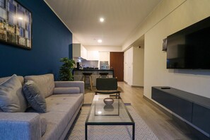 Apartment | 2 bedrooms, Internet