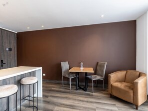 Apartment | 2 bedrooms, Internet