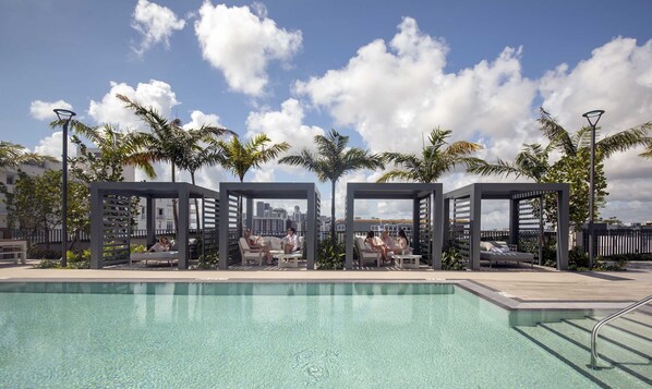 House | 1 bedroom, Internet - w Stylish 1BR in Wynwood (Miami)