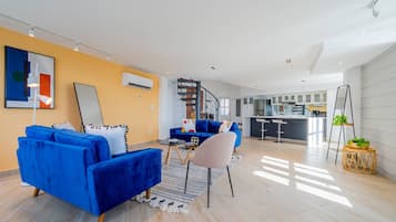 2 bedrooms, Internet