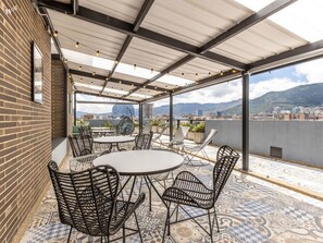 Apartment, Accessible | 2 bedrooms, Internet - w Stylish 2BR in Parque Virrey (Bogotá)