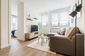 1 bedroom, Internet - w Remarkable 1BR With Lovely Decor in Justicia (Madrid)