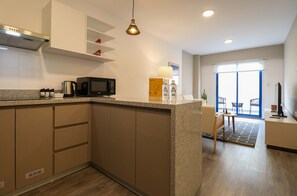 1 habitación y acceso a internet 