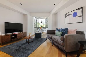 Apartemen | 2 kamar tidur dan internet