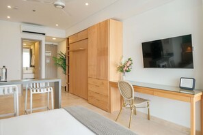 House | 1 bedroom, Internet - w Remarkable 1BR w Ocean View in Crespo (Cartagena)