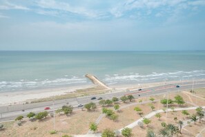 House | 1 bedroom, Internet - w Remarkable 1BR w Ocean View in Crespo (Cartagena)
