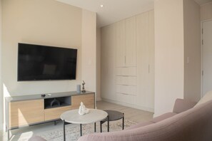 アパートメント | 2 室のベッドルーム、インターネットアクセス