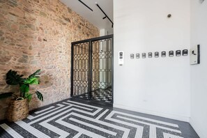 1 chambre, Internet