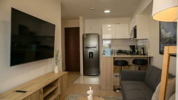 Apartment | 2 bedrooms, Internet